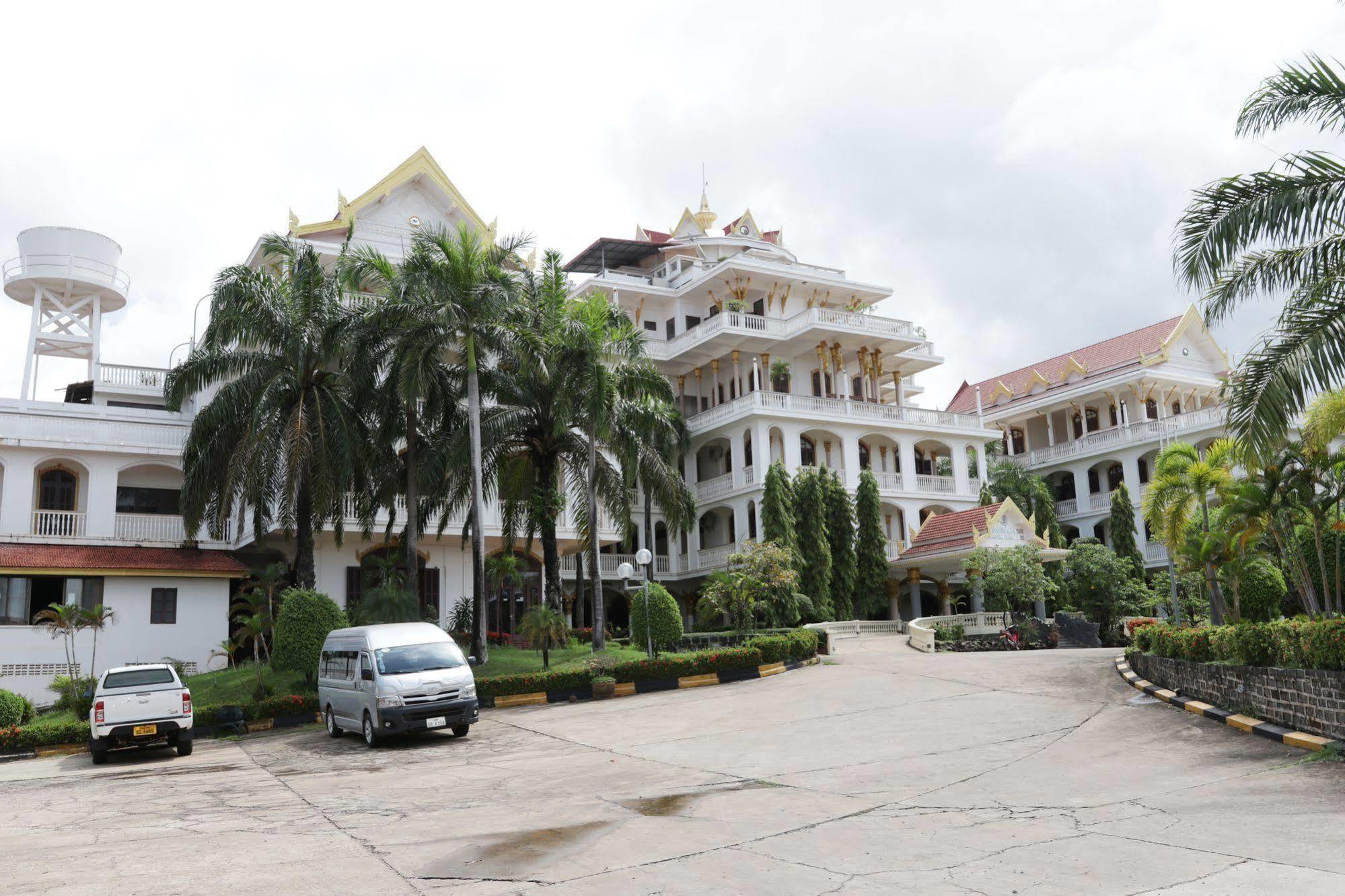 Champasak Palace Hotel Pakxé Zewnętrze zdjęcie