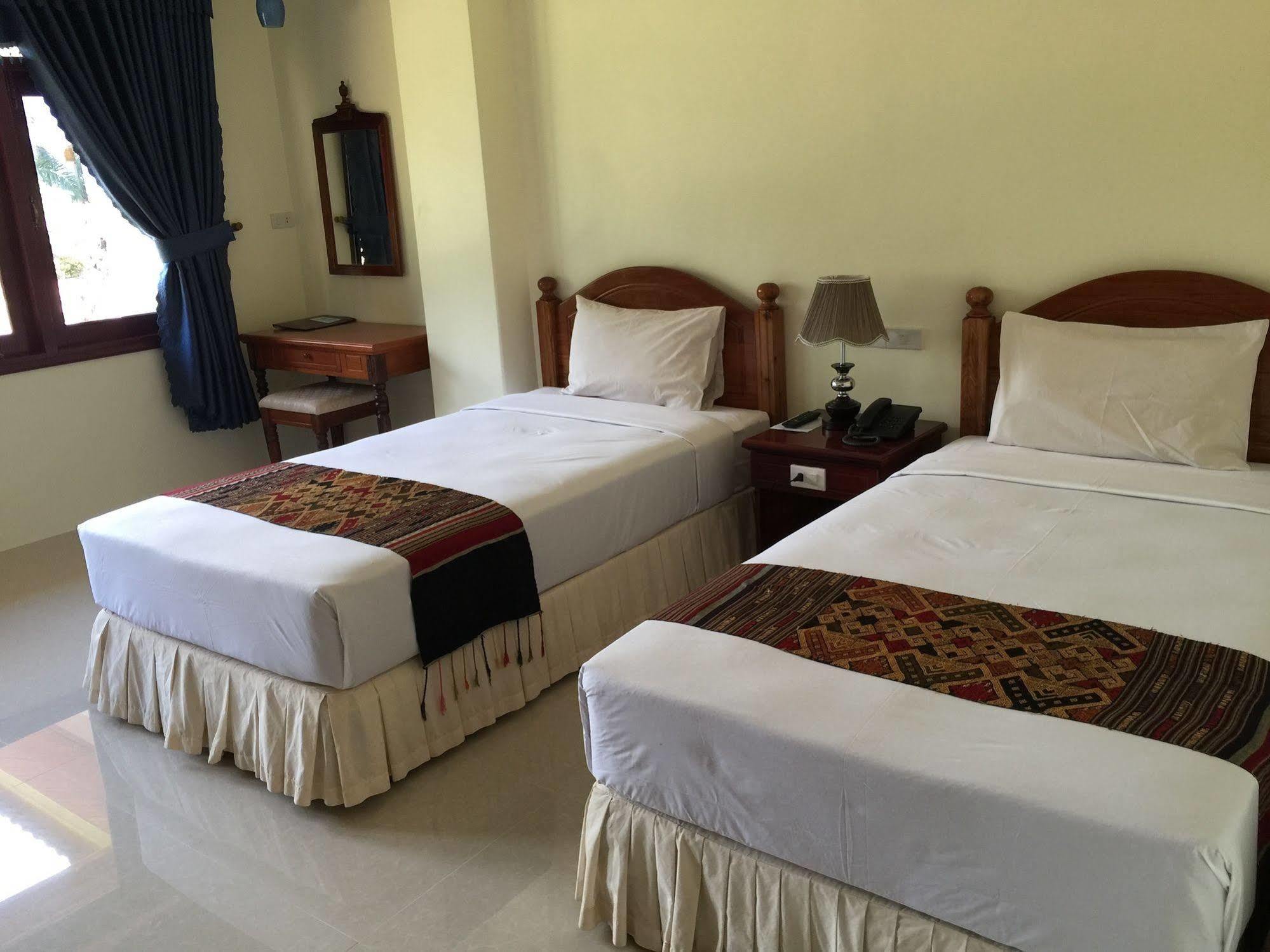 Champasak Palace Hotel Pakxé Zewnętrze zdjęcie