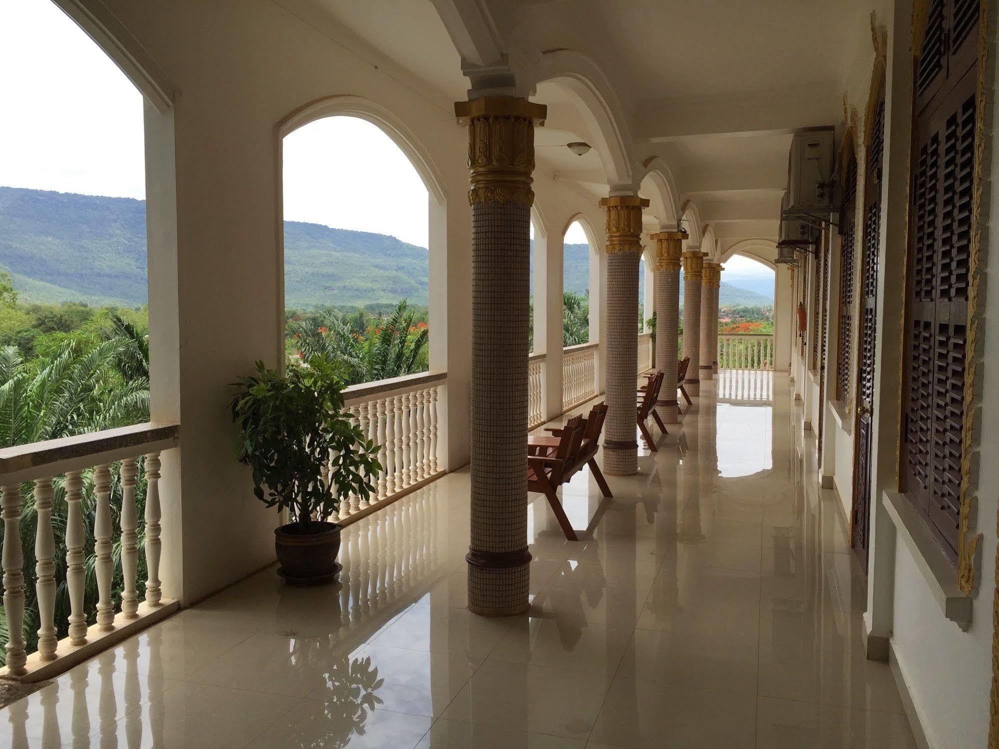 Champasak Palace Hotel Pakxé Zewnętrze zdjęcie