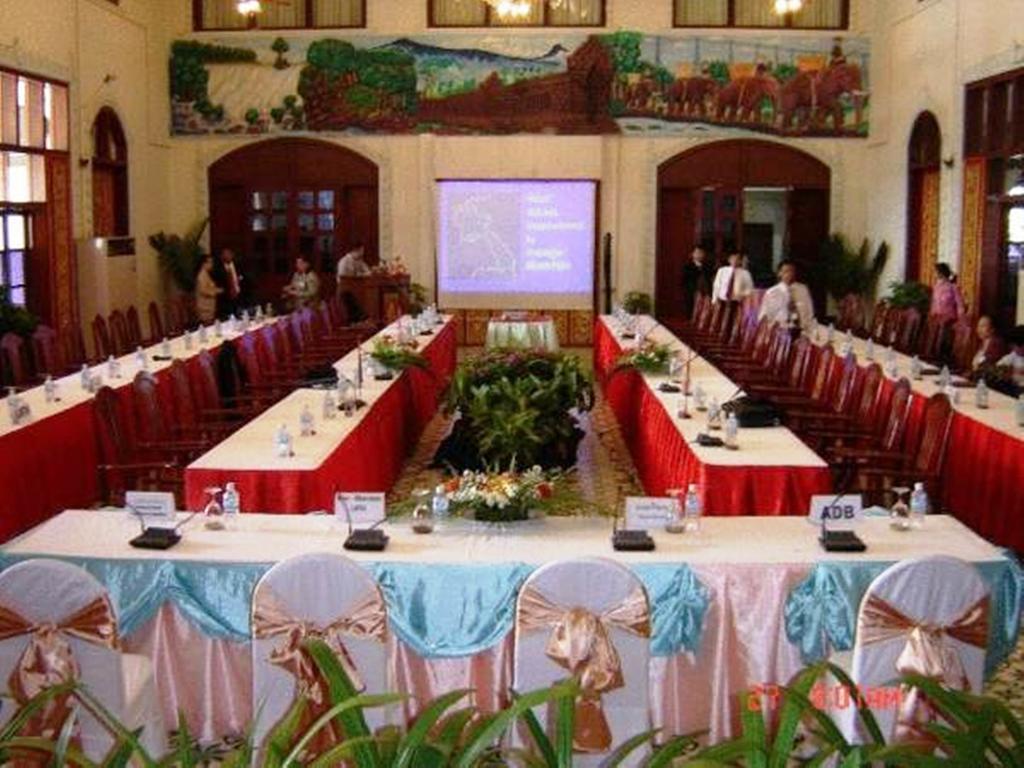 Champasak Palace Hotel Pakxé Zewnętrze zdjęcie