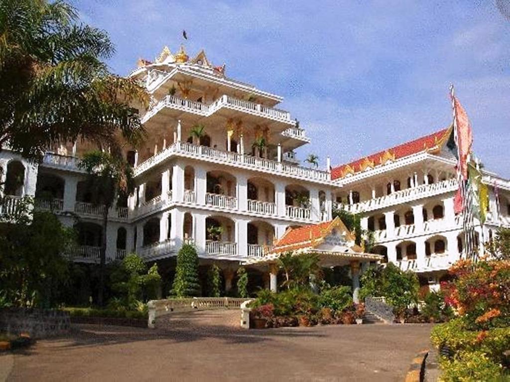Champasak Palace Hotel Pakxé Zewnętrze zdjęcie